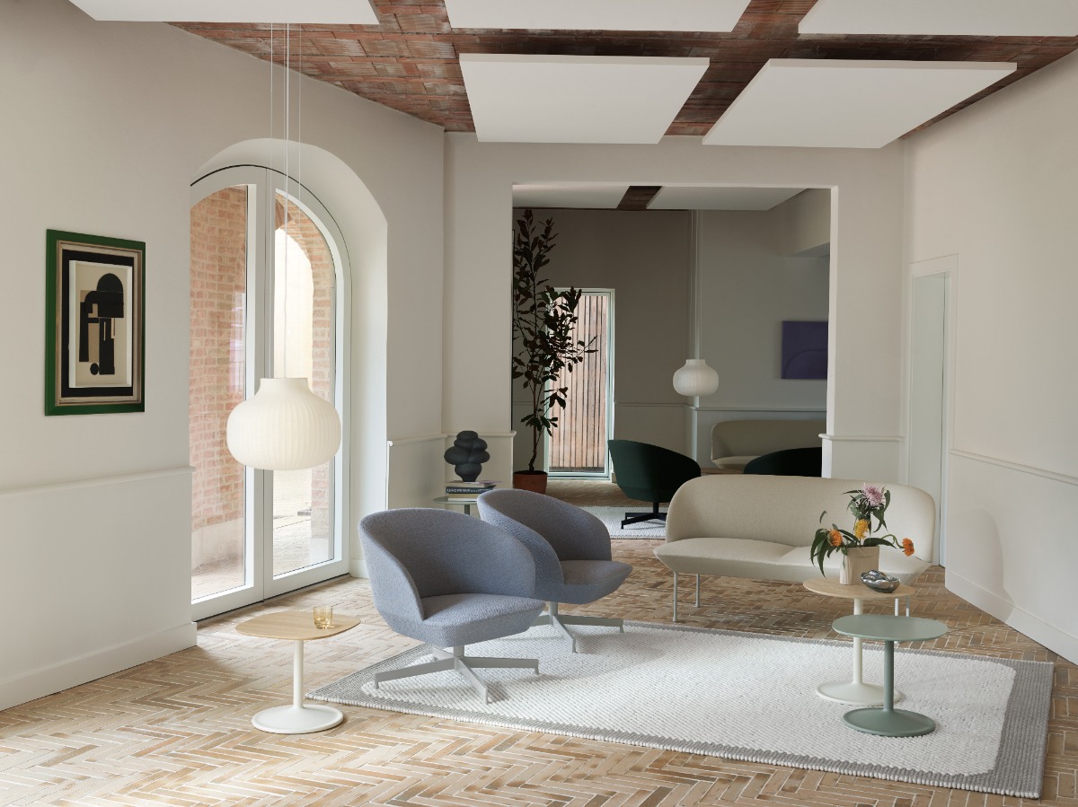 Muuto Strand Closed Pendant