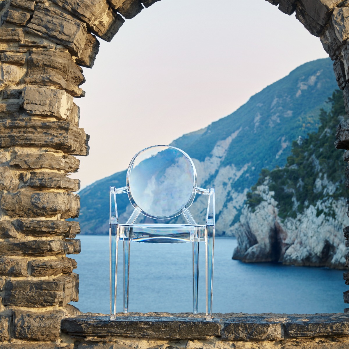 Kartell Louis Ghost Chair