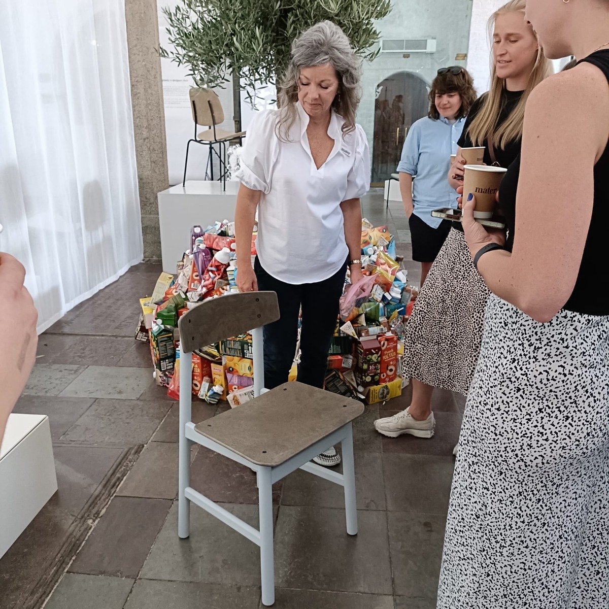 Mater Concious Chair