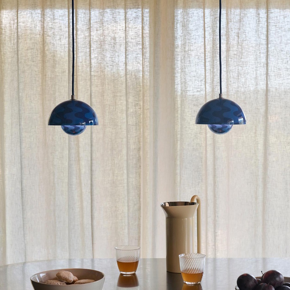 &Tradition Flowerpot VP10 Pendant Cobalt/ Twilight Blue