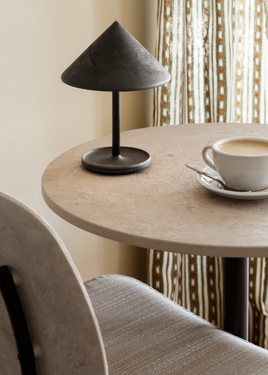 Mater Terra Portable Lamp