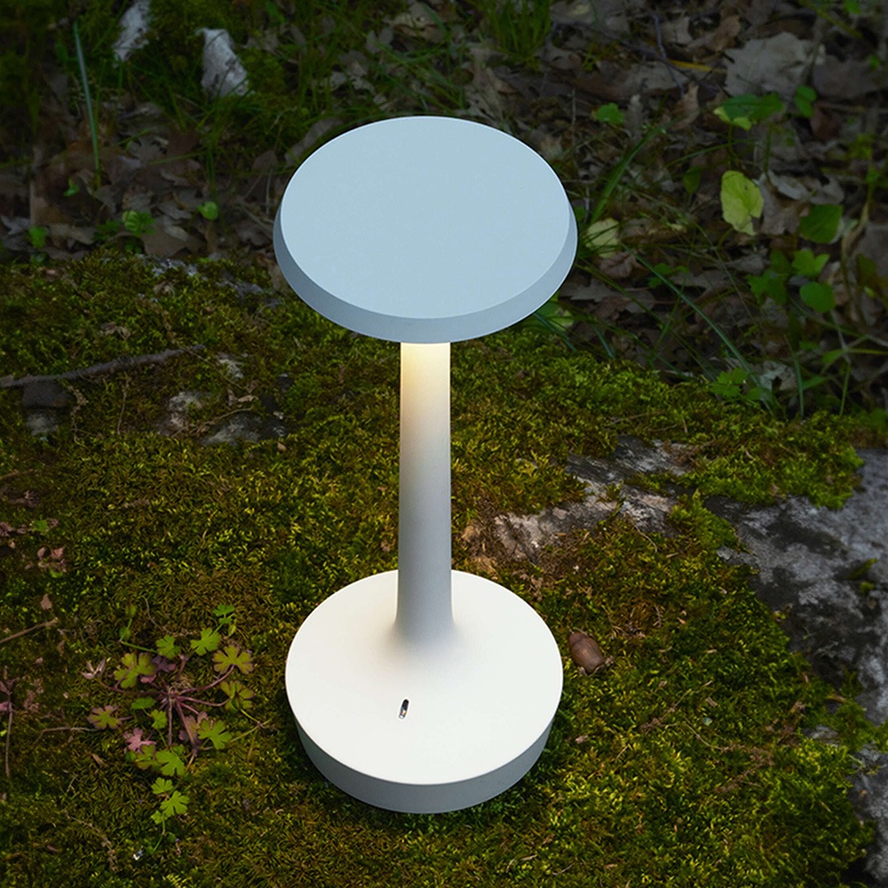 Bon Jour Unplugged White - Outdoors