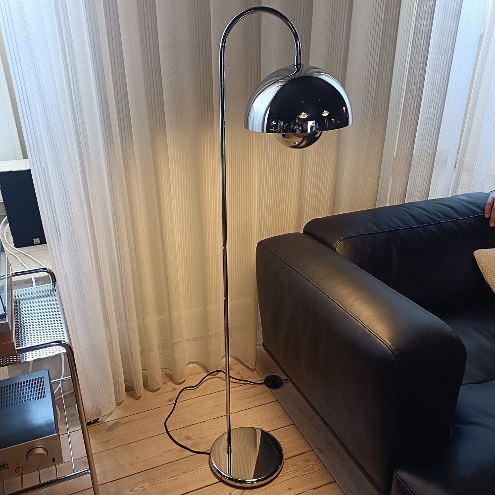 &Tradition Flowerpot VP12 Floor Lamp in Chrome-plated