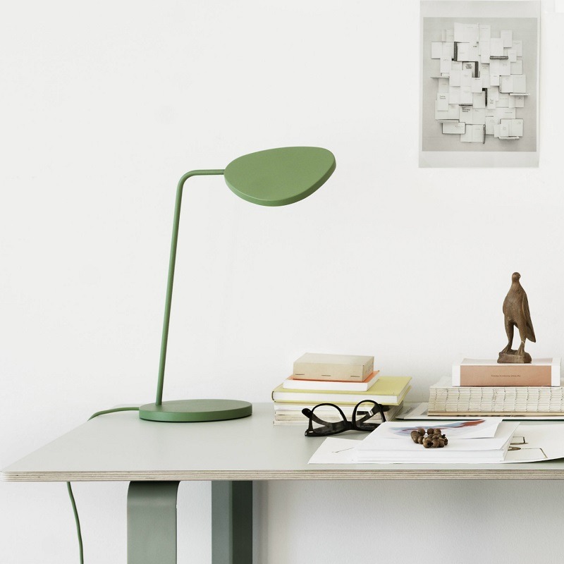 Muuto Leaf Table Lamp in Light Green