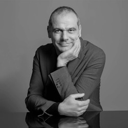 Enzo Panzeri / Image Credits: Panzeri