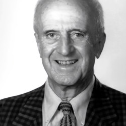 Roberto Menghi Designer Bio Image