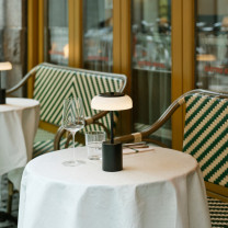 Black Nuura Blossi LED Portable Lamp