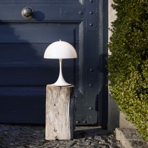 Louis Poulsen Panthella 250 Portable Lamp Outdoors