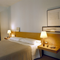 Santa & Cole Basica M1 Table Lamp