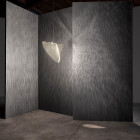 a-emotional light Ballet Elance light on wall