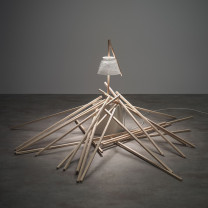 a-emotional light Cambo LED Table Lamp Black