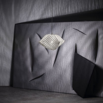 a-emotional light Lea Pendant light projection