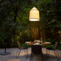 Marset Jaima LED Outdoor Floor Lamp Lifestyle Outdoor Dining