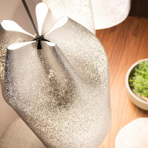 a-emotional light Agasallo Pendant from above