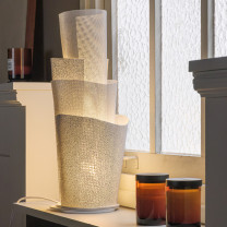 a-emotional light Blossom LED Table Lamp on window sill