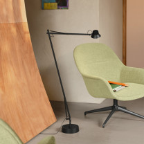 Blck Muuto Dedicate Floor Lamp