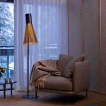 Secto 4210 Floor Lamp Lifestyle Lounge