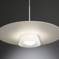 Case Sum Suspension White Closeup