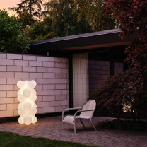 Tom Dixon Jack LED Outdoor Portable Lamp Lifestyle Garden