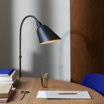 &Tradition Bellevue AJ7 Floor Lamp Lifestyle Desk